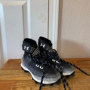 Under Armour Youth Baseball Cleats